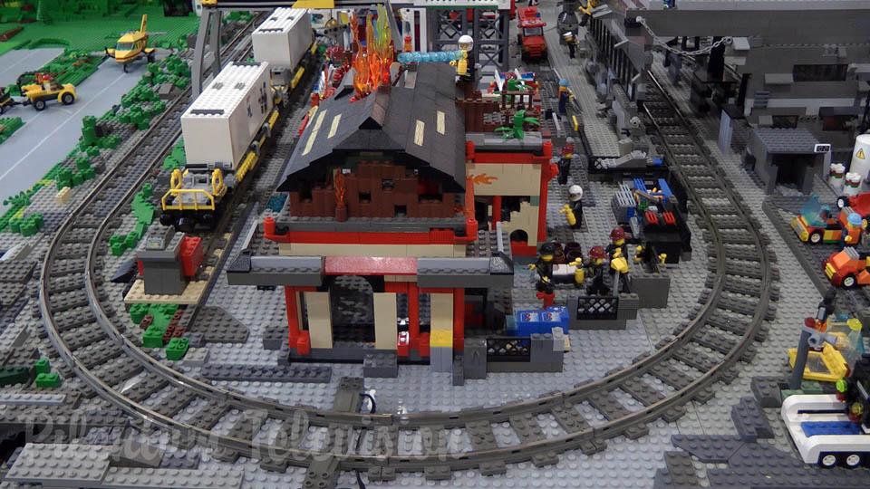 Где Можно Купить Лего Поезд